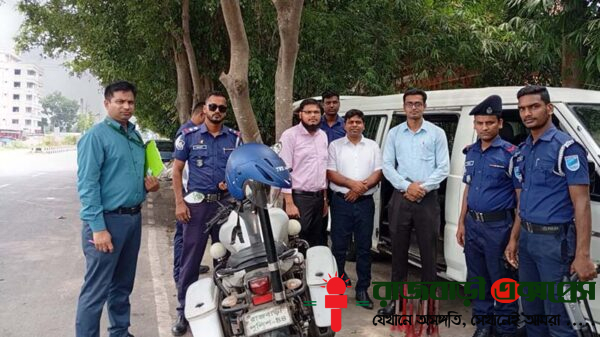 আন্তর্জাতিক শব্দ সচেতনতা দিবস ২০২৫ উপলক্ষে রাজবাড়ী জেলায় শব্দ দূষণ বিরোধী মোবাইল কোর্ট পরিচালিত হয়েছে। বুধবার (৩০এ‌প্রিল) জেলা প্রশাসনের উদ্যোগে পরিবেশ