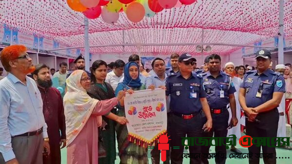 রাজবাড়ীতে দুই দিনব্যাপী ৪৬তম জাতীয় বিজ্ঞান ও প্রযুক্তি সপ্তাহ এবং বিজ্ঞান মেলার উদ্বোধন অনুষ্ঠিত হয়েছে। বুধবার (১৪ মে) সকাল পৌনে ১১টায় জেলা প্রশাসনের আয়োজনে, জাতীয় বিজ্ঞান ও প্রযুক্তি