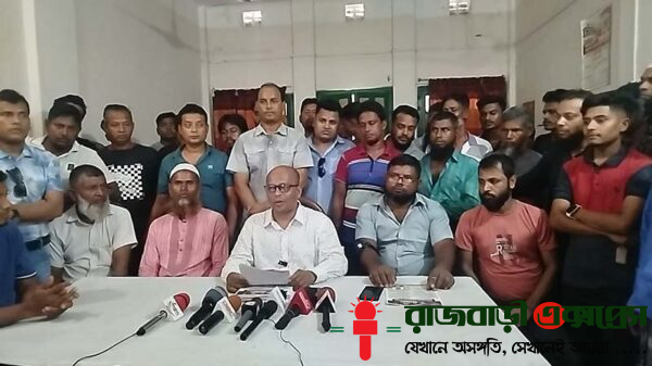 আসন্ন ত্রয়োদশ জাতীয় সংসদ নির্বাচনে রাজবাড়ী-২ (পাংশা-বালিয়াকান্দি-কালুখালী) আসনে বাংলাদেশ জাতীয়তাবাদী দল (বিএনপি) থেকে প্রার্থী হওয়ার ঘোষণা দিয়েছেন
